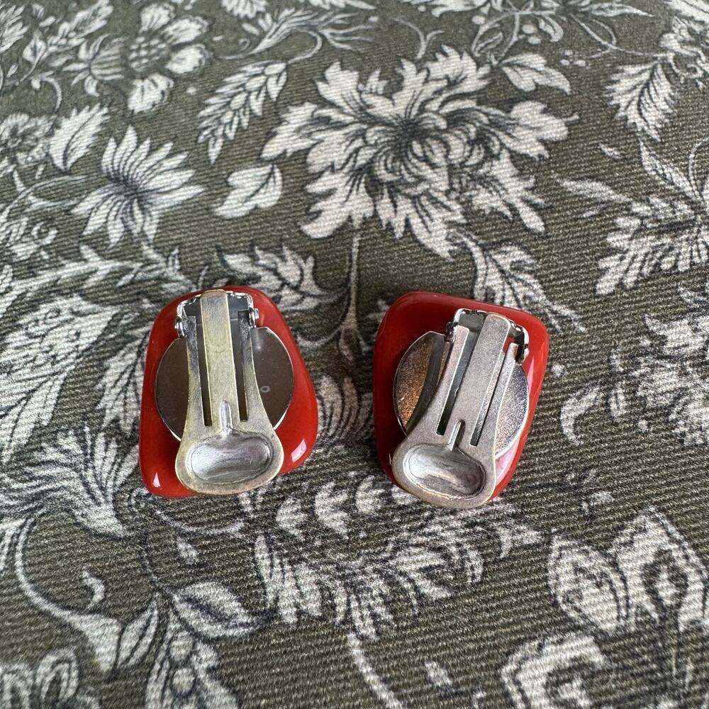 Retro Red Pop Eclectic Grandma Bold Vintage Mid Century Red Clip On Earrings - Picture 2 of 4